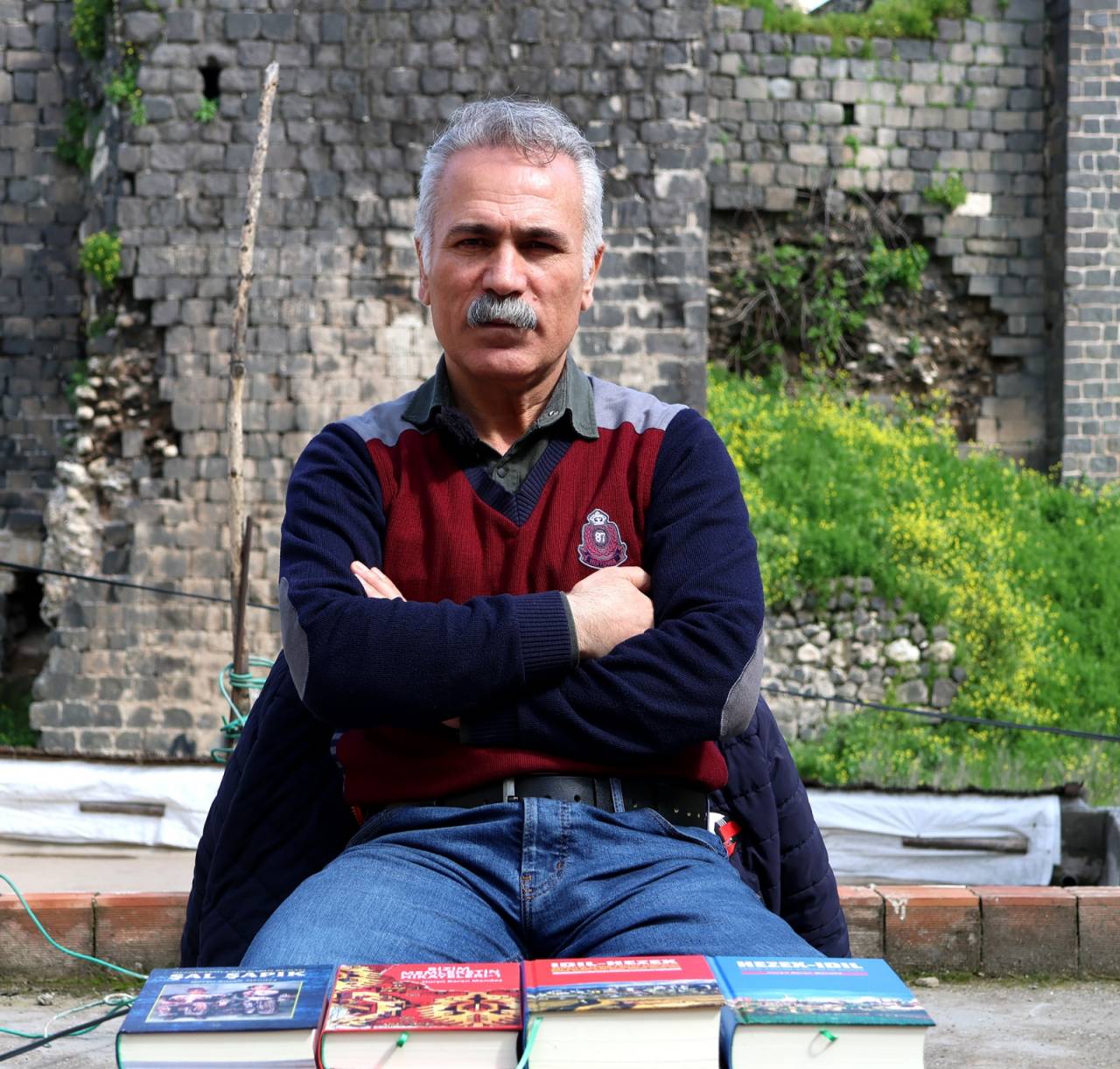 arastirmaci-yazar-hursit-baran-mendes-silopide-okurlariyla-bulusacak-3.jpeg