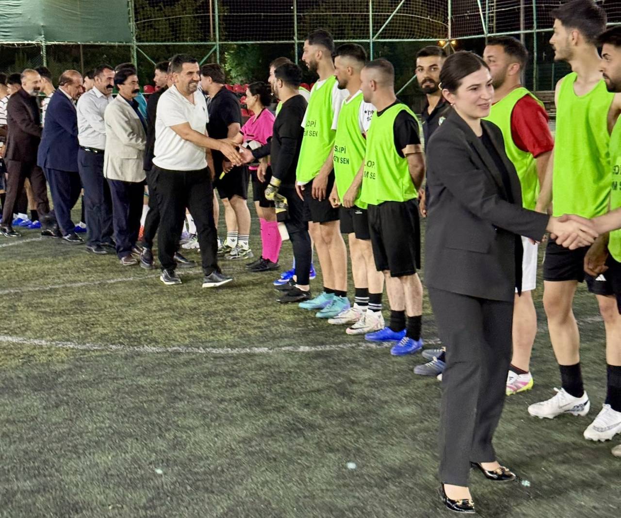 silopide-futbol-coskusu-turnuvanin-ilk-dudugu-caldi-001.jpg