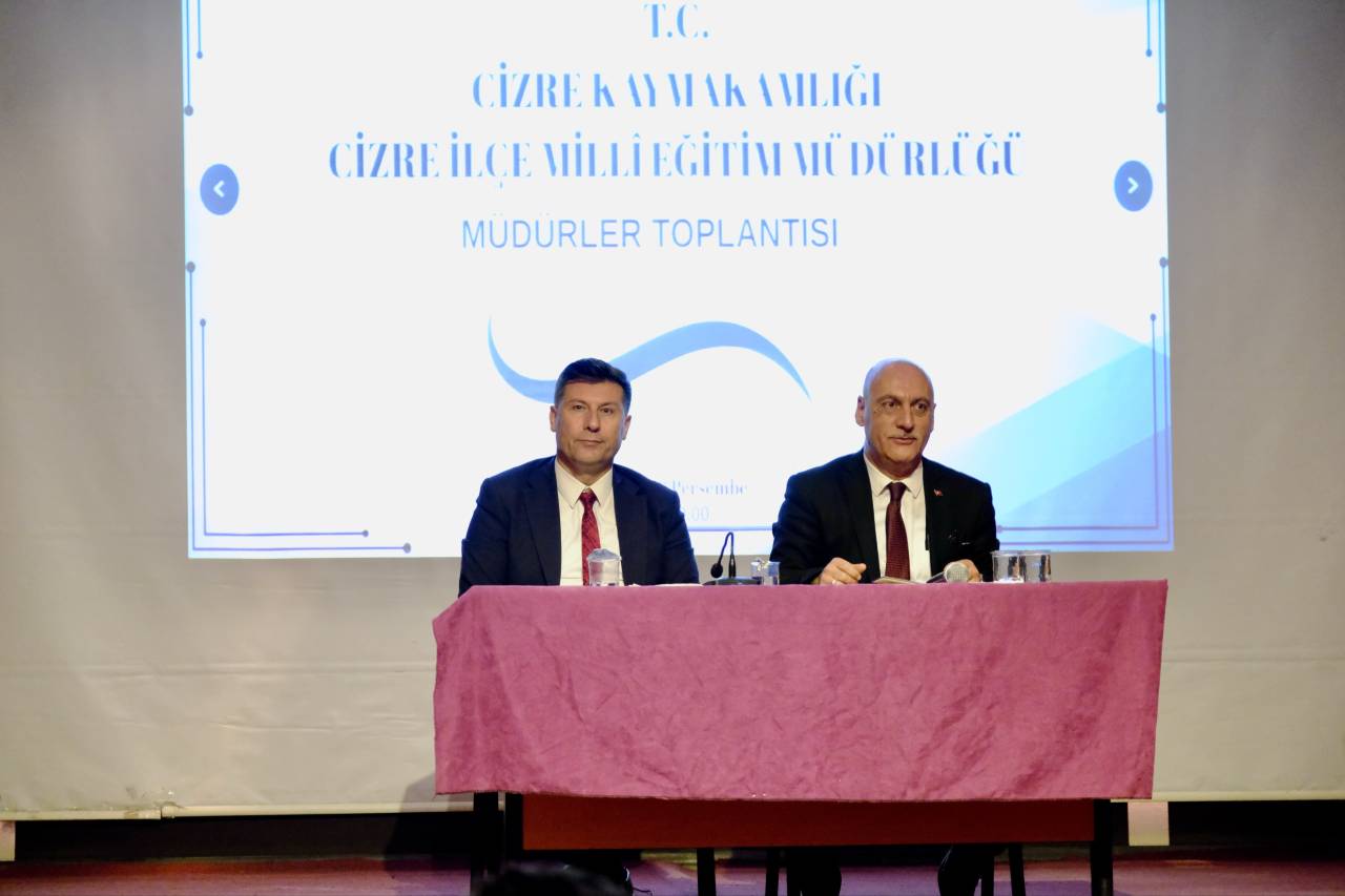 cizrede-egitim-yili-degerlendirme-toplantisi-yapildi-3.jpg