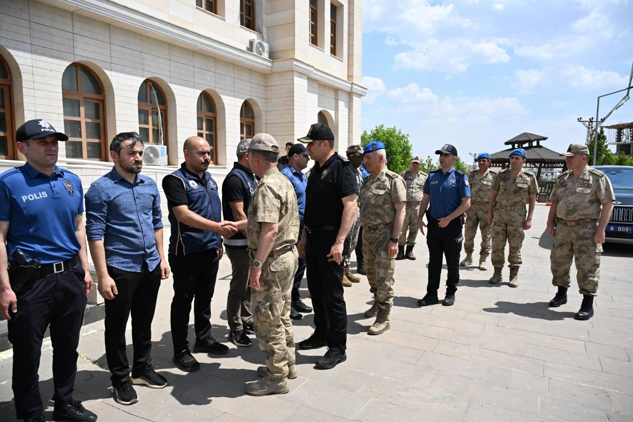 guclukonakta-emniyet-ve-jandarmadan-ortak-huzur-mesaji-2.jpg
