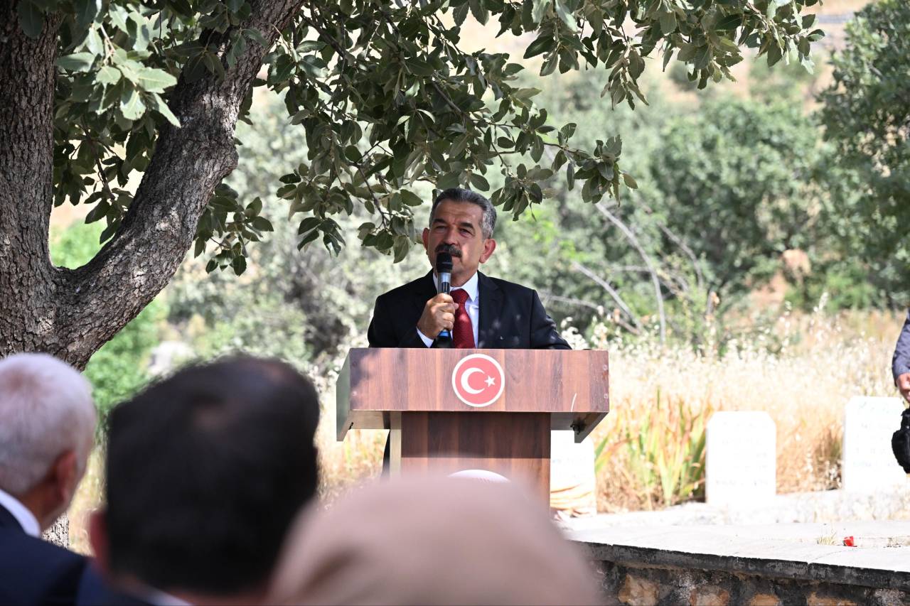 sirnakta-cevrimli-koyu-sehitleri-icin-anma-programi-duzenlendi-3.jpg