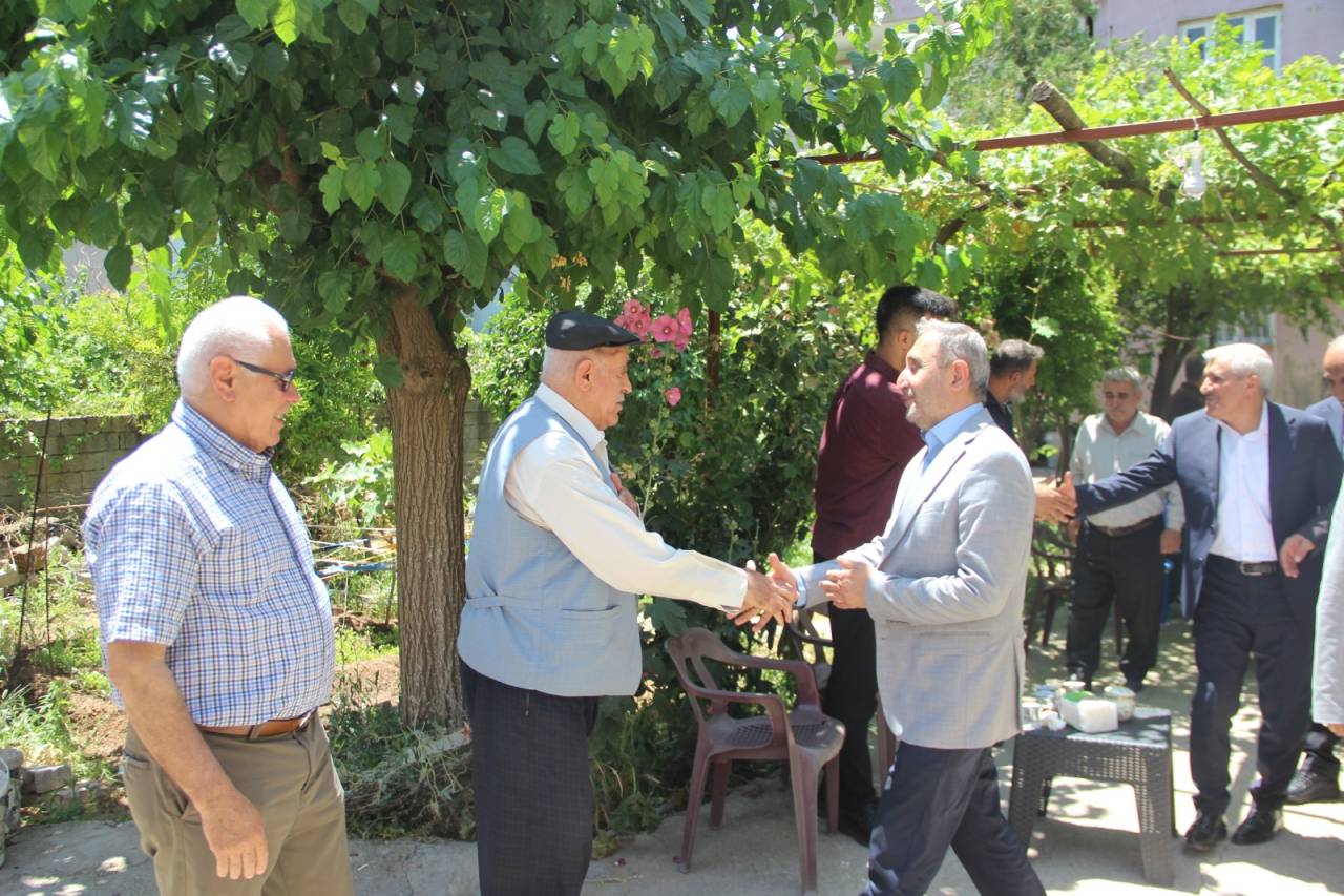 huda-parli-sehzade-demir-silopide-vatandaslarin-sorunlarini-dinledi-1.jpeg