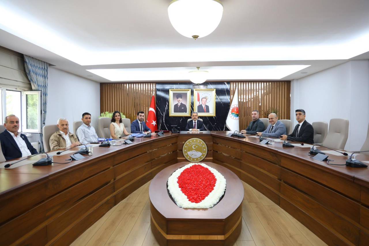 tkdkdan-sirnaka-iki-yeni-besi-ciftligi-yatirimi-244-milyon-tl-hibe-destegi-2.jpeg