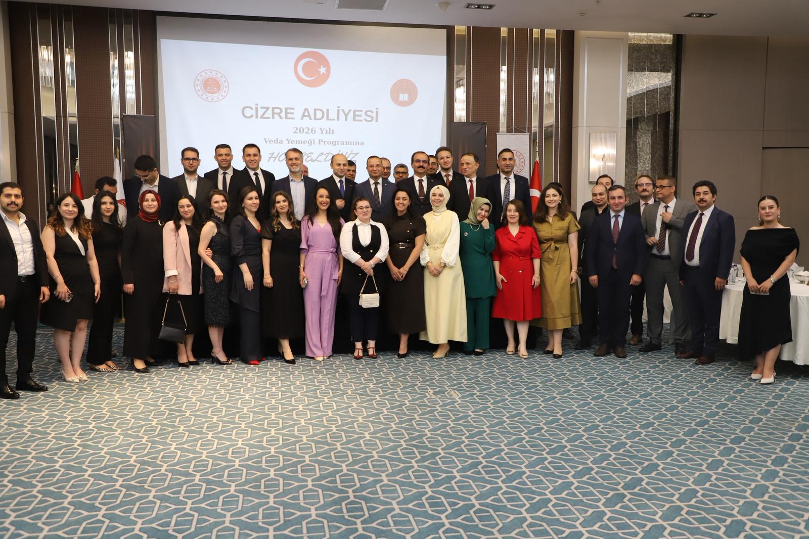 cizrede-tayini-cikan-hakim-ve-savcilar-onuruna-veda-gecesi-duzenlendi-2-001.jpeg
