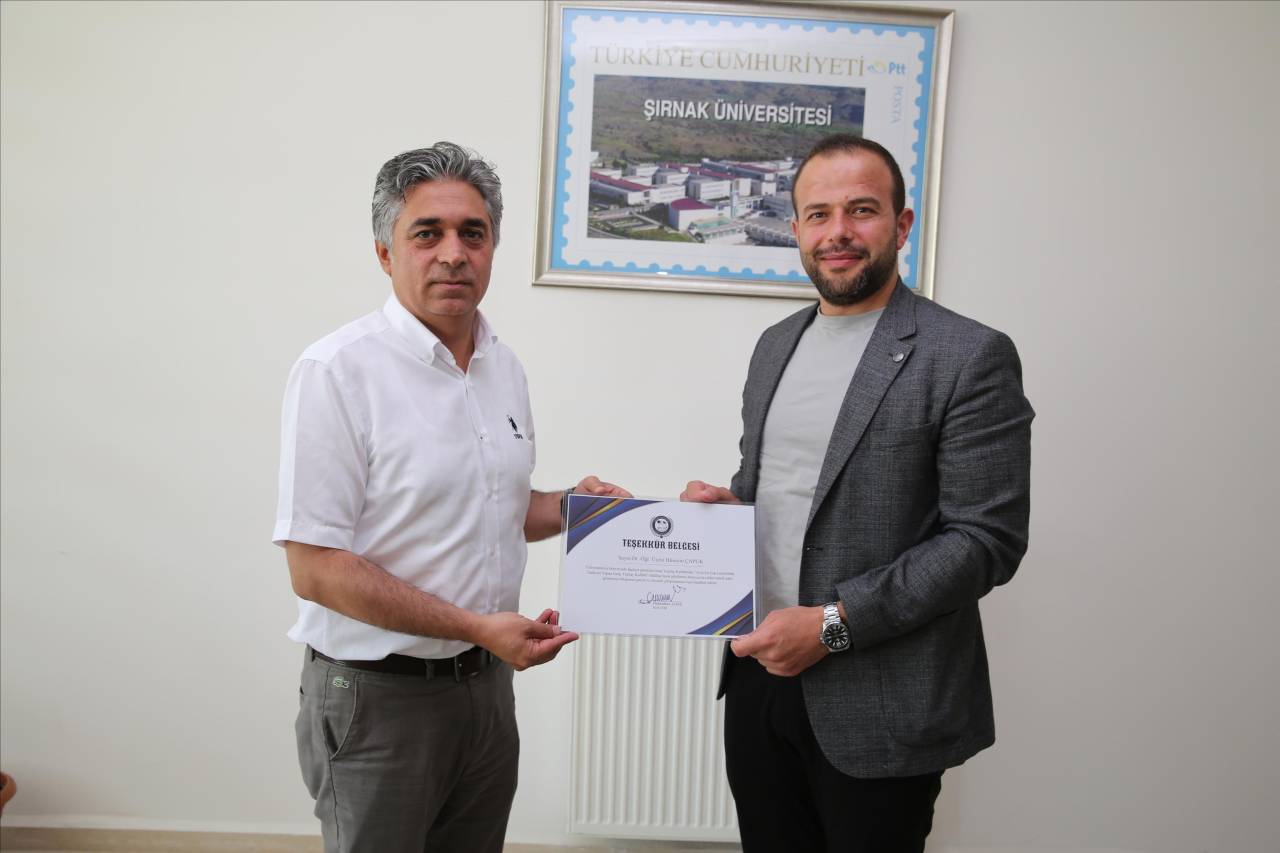 rnak-universitesi-genc-yesilay-kulubune-turkiye-capinda-odul-1.jpg