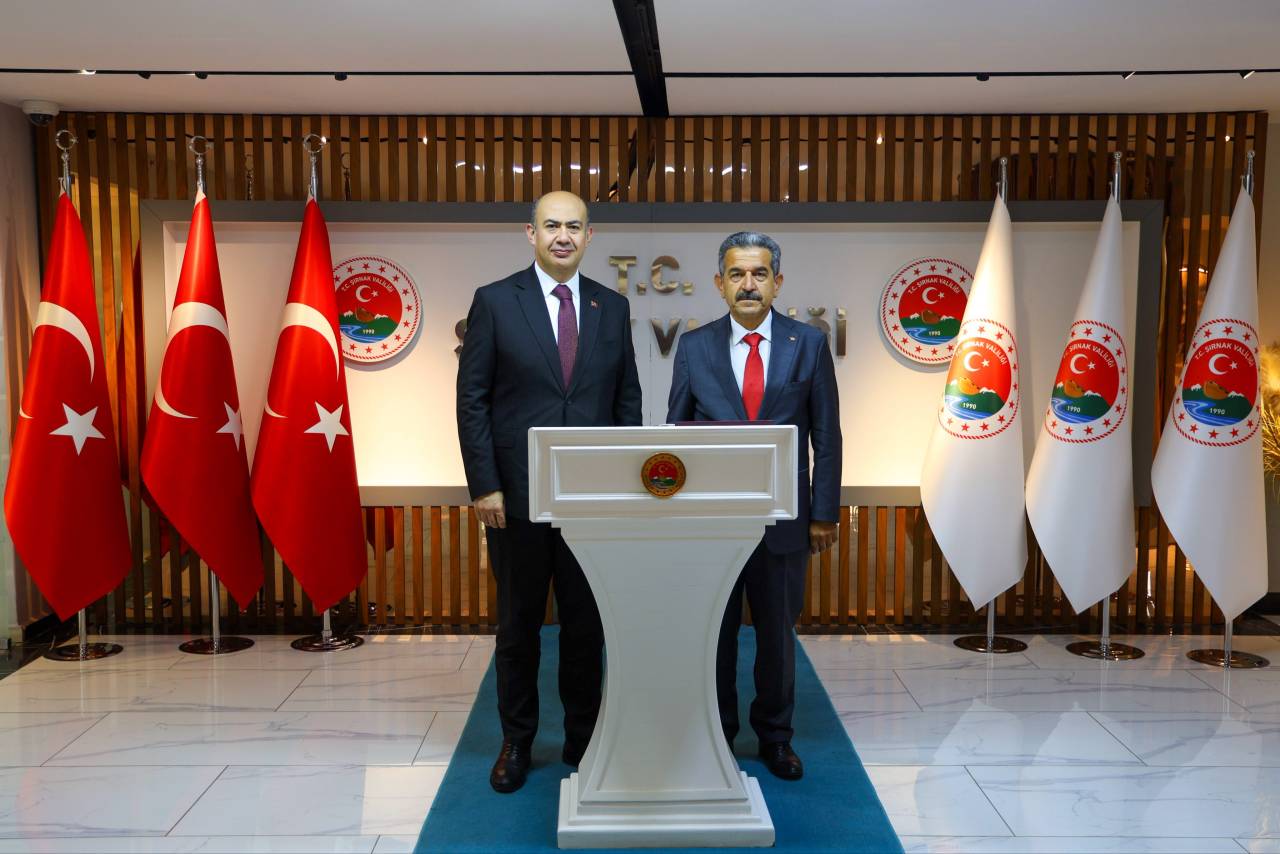 nufus-ve-vatandaslik-isleri-genel-muduru-kepceli-sirnakta-incelemelerde-bulundu-2.jpg