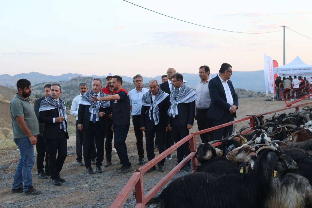 rnakta-veteriner-mobil-kontrol-noktasina-bakanlik-heyetinden-ziyaret-3.jpg