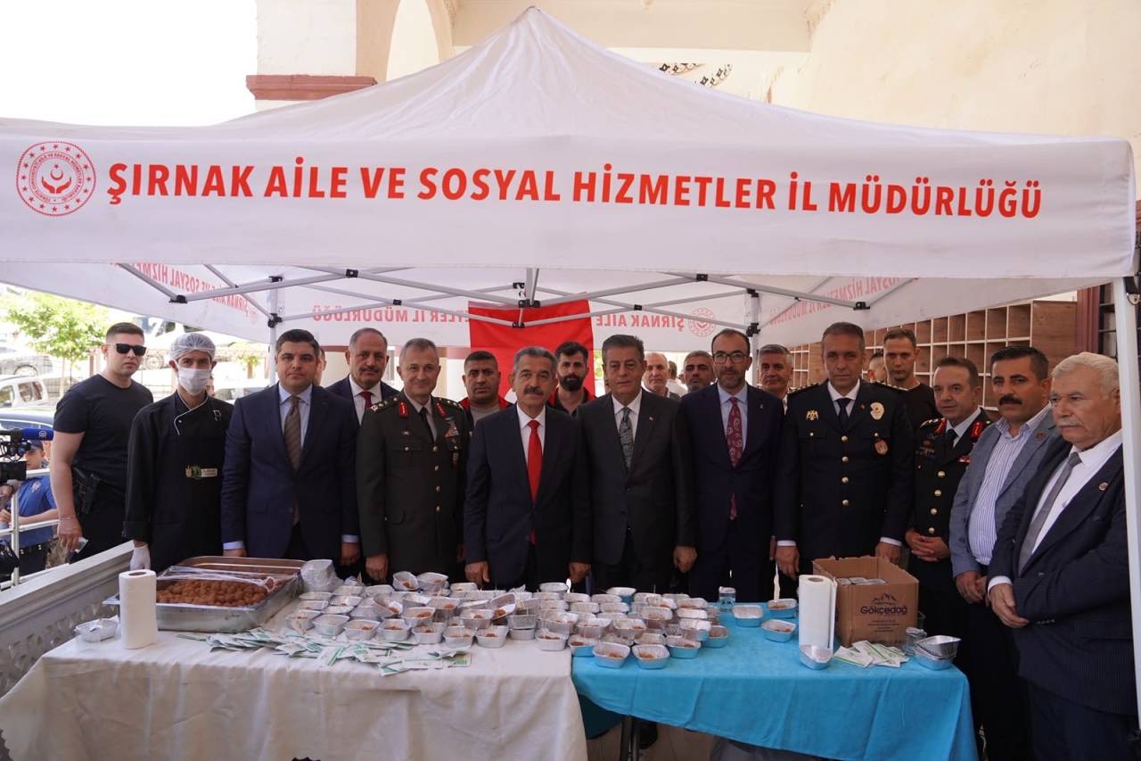 sirnakta-15-temmuz-sehitleri-dualarla-ve-etkinliklerle-anildi5.jpeg