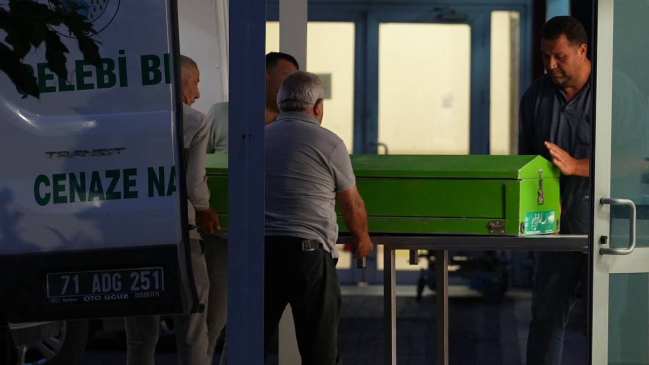 aw748305-01.jpg