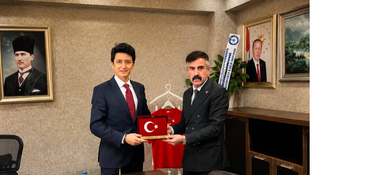 turk-egitim-sen-sirnak-subesinden-vali-yardimcilarina-hayirli-olsun-ziyareti3.jpeg