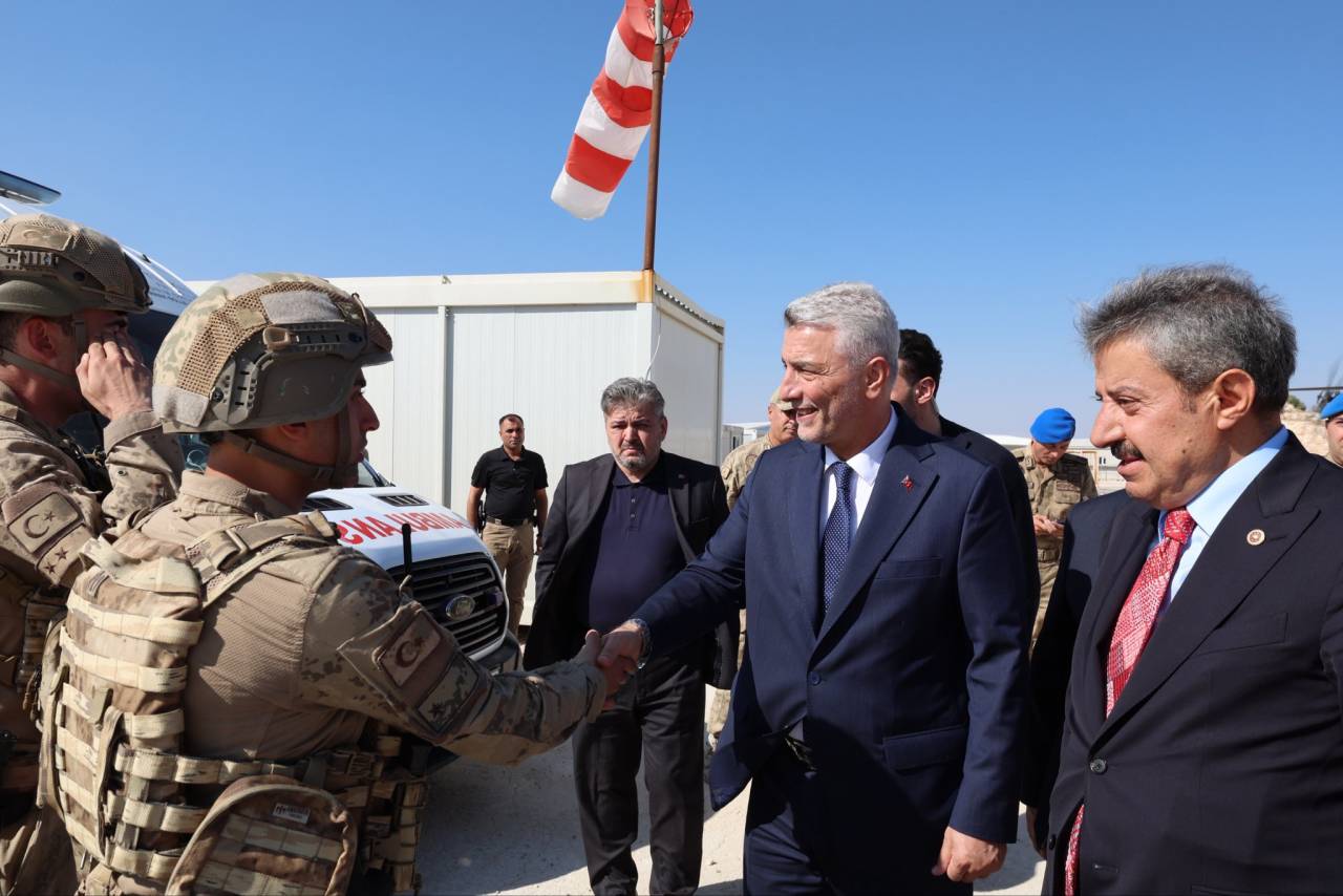 ticaret-bakani-omer-bolat-sirnak-gabar3.jpg