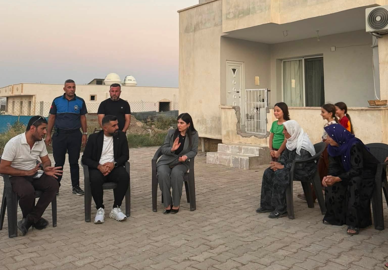 baskan-ormanli-dicle-mahallesinde-vatandaslarla-bulustu-2.jpg