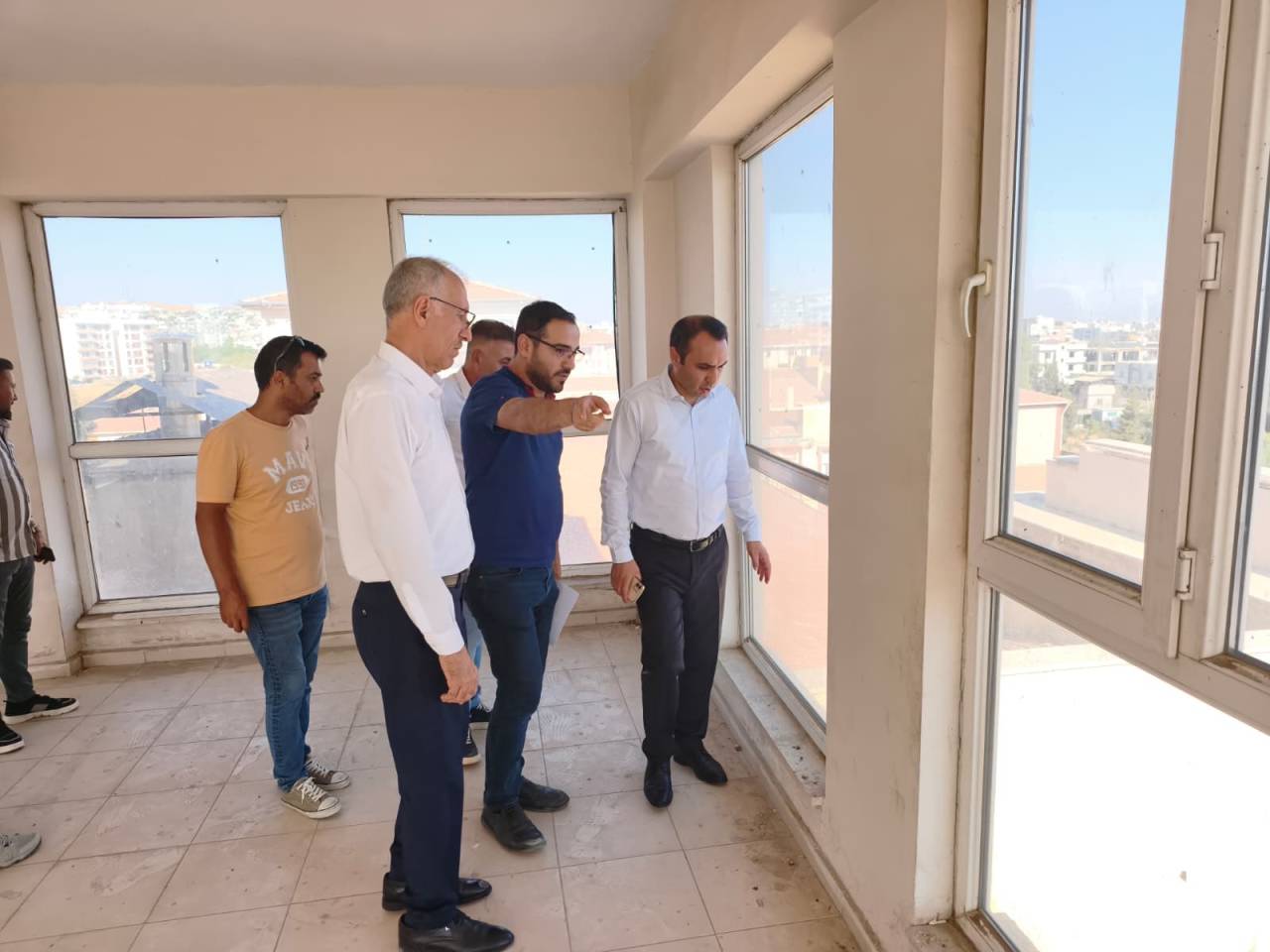 kaymakam-caglar-partal-okul-onarimi-yerinde-inceledi3.jpg