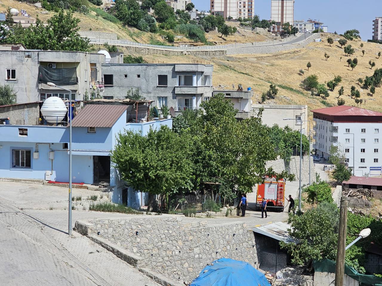 sirnakta-yogun-duman-yukseldi-itfaiye-seferber-oldu2.jpeg