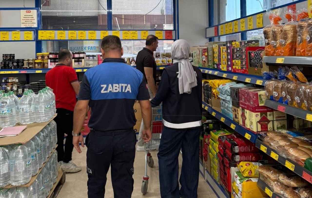 silopide-marketlerde-fiyat-ve-son-kullanma-tarihi-alarmi-zabita-raflari-denetledi.jpg