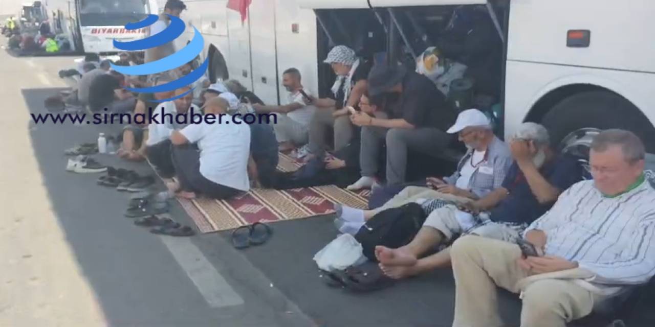 filistin-konvoyu-irak-sinirinda-bekliyor-aktivistler-gecis-izni-bekliyor.jpg