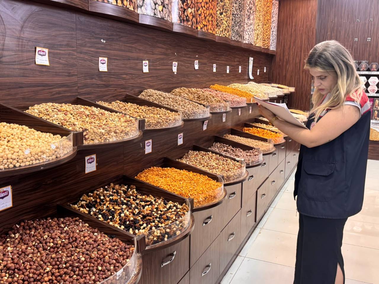 rnakta-zincir-marketlerde-tarim-urunlerinin-fiyatlari-izleniyor.jpeg