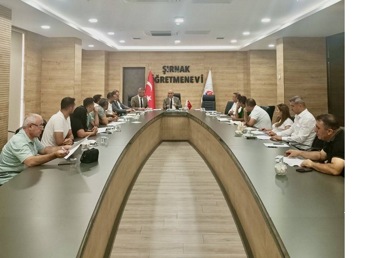 sirnakta-yeni-egitim-donemi-oncesi-kritik-toplanti.jpeg