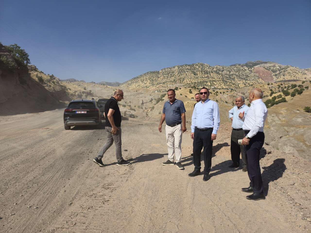 silopi-caliskan-beldesi-yol-calismalari-yerinde-incelendi