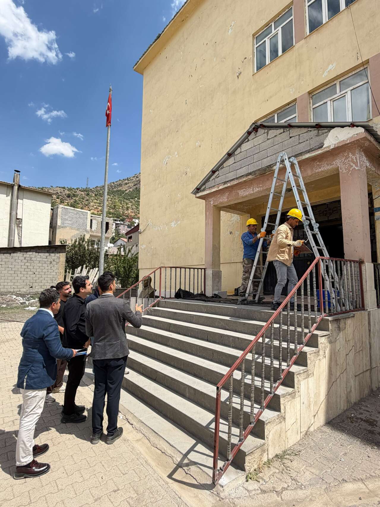 kaymakam-tutal-okullari-tek-tek-gezdi-eksik-kalmayacak-talimati