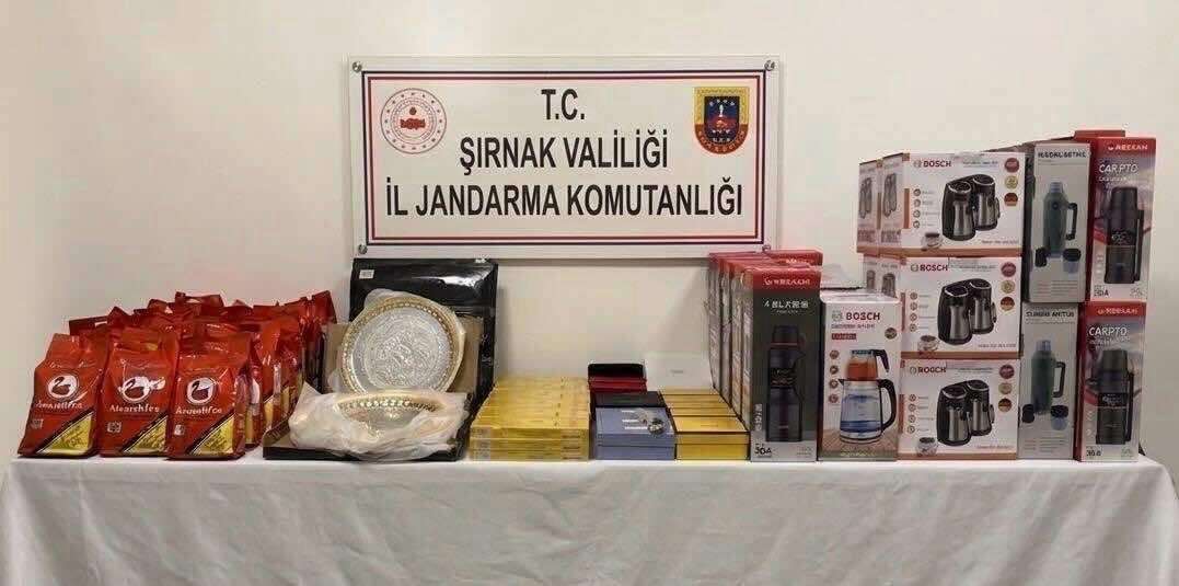sirnakta-hem-kacakcilara-hem-firarilere-darbe-236-milyon-tl-ve-20-yakalama