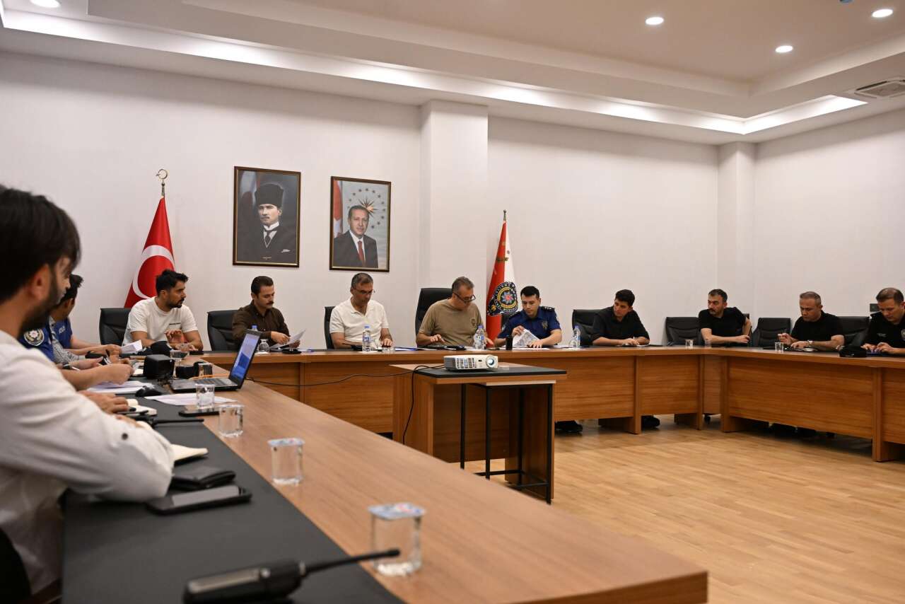 sirnak-emniyeti-silopide-guvenlik-degerlendirme-toplantisi-duzenledi