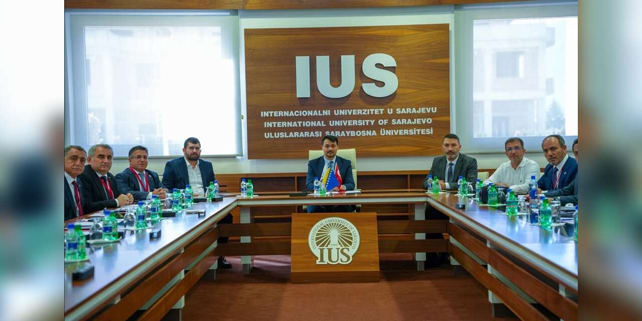 sirnak-universitesi-ile-bosna-hersekte-bulunan-uluslararasi-saraybosna-universitesi-arasinda-akademik-bilimsel-ve-kulturel-is-birliklerinin-gelistirilmesi-amaciyla-protokol-imzalandi