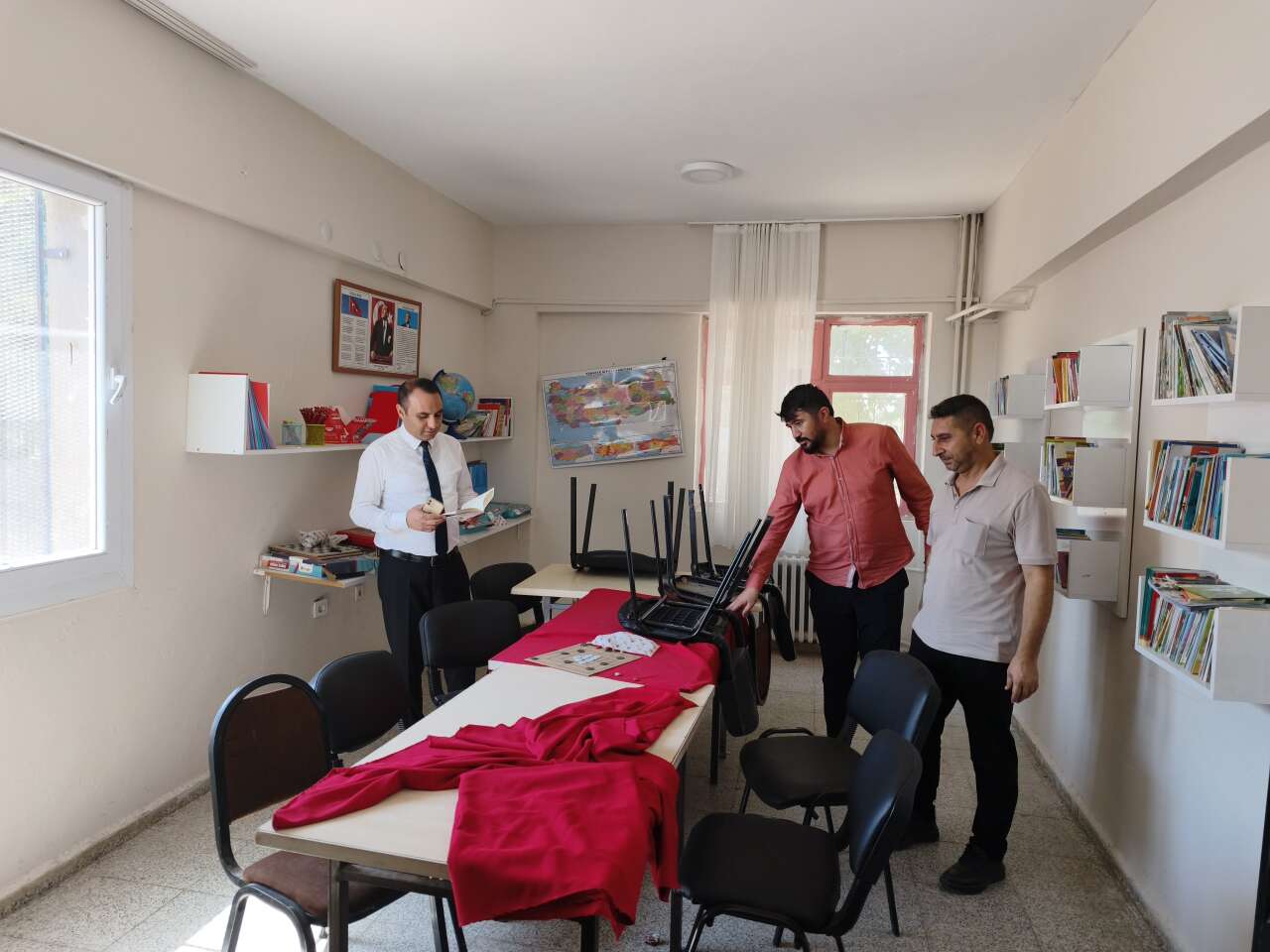 silopide-o-koy-icin-dugmeye-basildi-hem-okul-hem-saglik-alani-yenileniyor