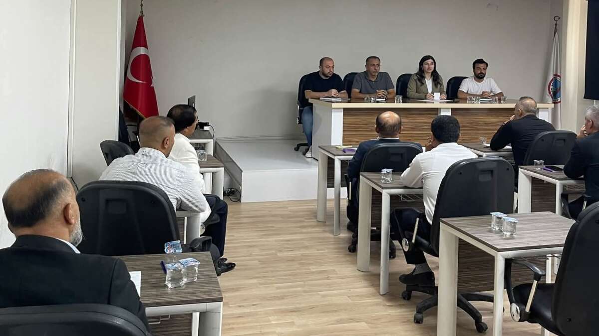 silopide-kis-oncesi-muhtar-zirvesi-baskan-jiyan-ormanli-sahadaki-ihtiyaclari-masaya-yatirdi