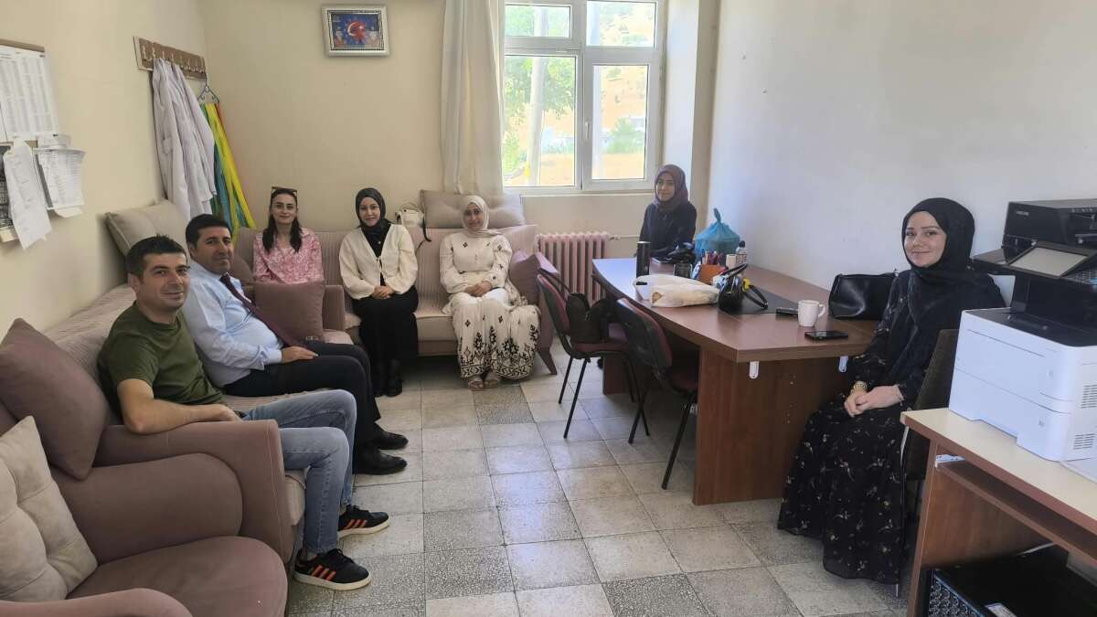 sirnakta-yeni-donem-heyecani-zile-gunler-kala-findik-ilkokuluna-cikarma