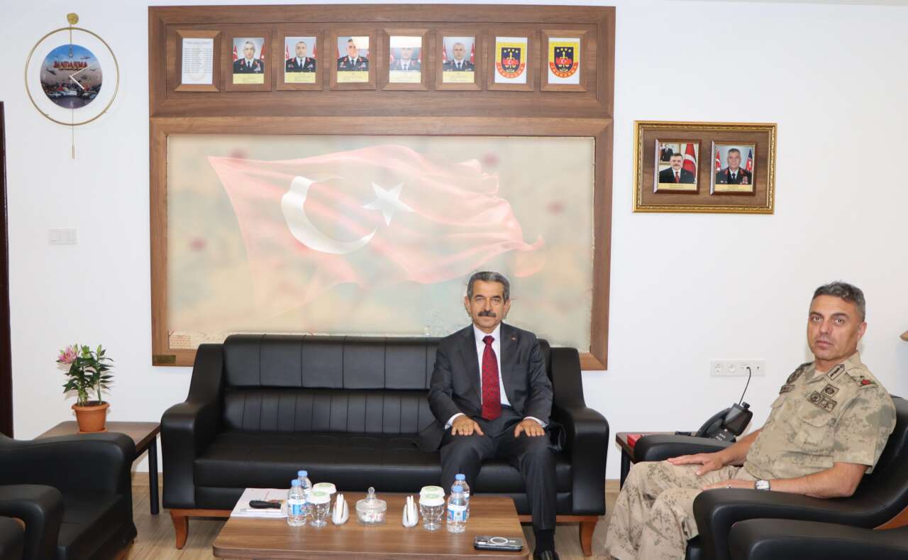 vali-birol-ekiciden-cakirsogute-ziyaret-tuggeneral-cezmi-yalinkilica-hayirli-olsun-tebrigi