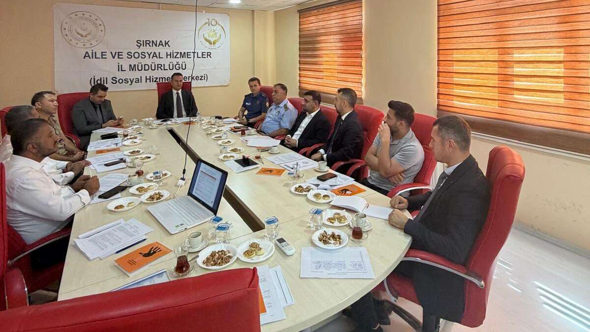 sirnakta-cocuklar-icin-onemli-toplanti-kurumlar-ayni-masada-bulustu