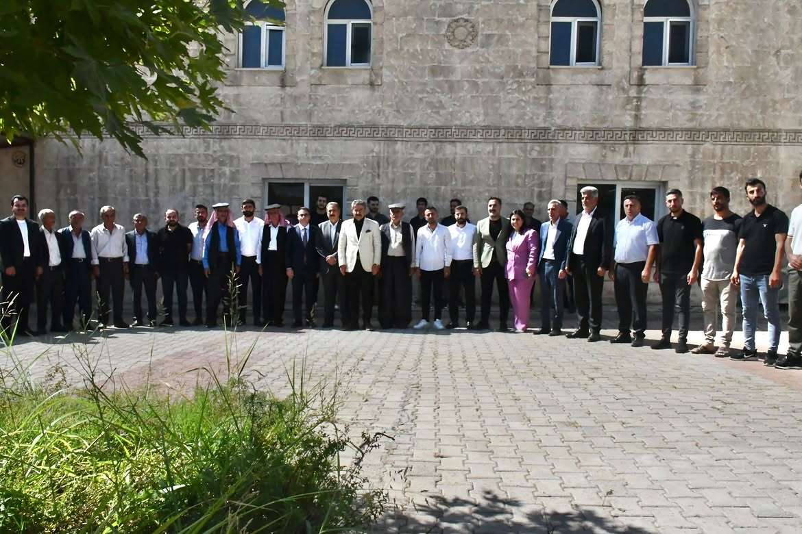 silopi-babindak-ve-pinaronukoylerimizi-ziyaret-ederek-kiymetli-hemsehrilerimizle-bir-araya-g-4