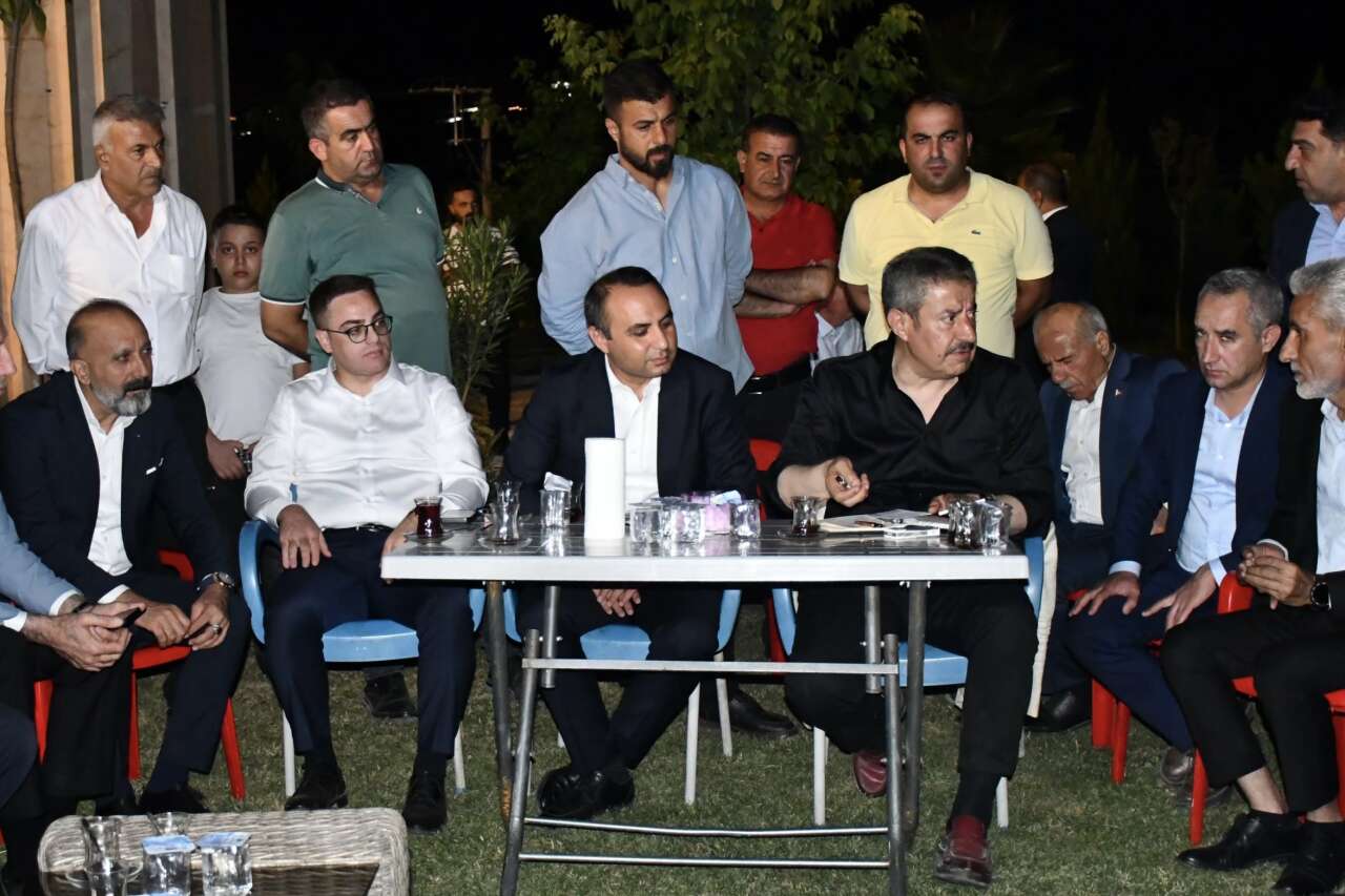 vekil-tatar-muhtarlarla-birlikte-silopinin-sorunlarini-masaya-yatirdi-4
