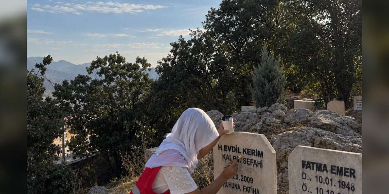 sirnakta-gorenlerin-icini-isitan-calisma-silinen-yazilari-tek-tek-yenilediler