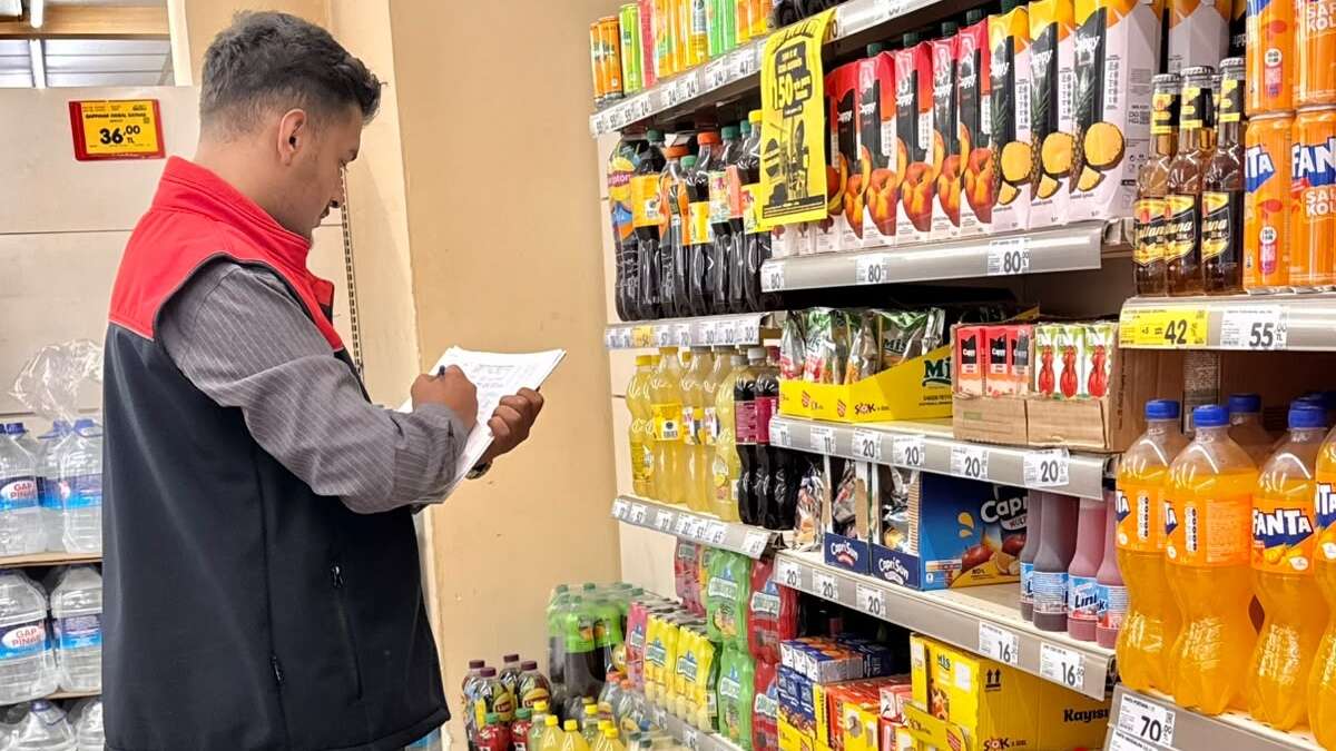 sirnakta-marketlerde-tarim-urunlerinin-fiyatlari-takip-ediliyor