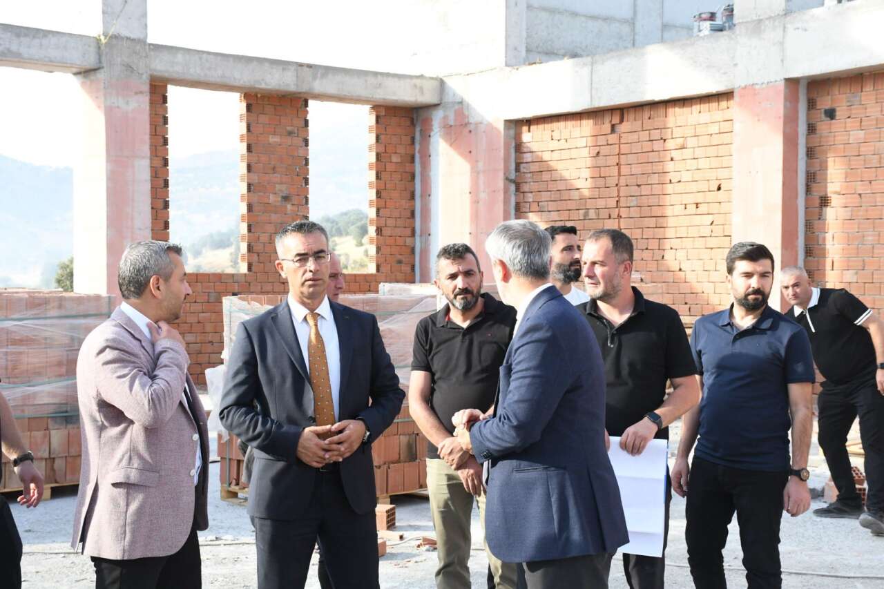 sirnakta-dev-spor-ve-genclik-yatirimlari-yerinde-inceledi-6