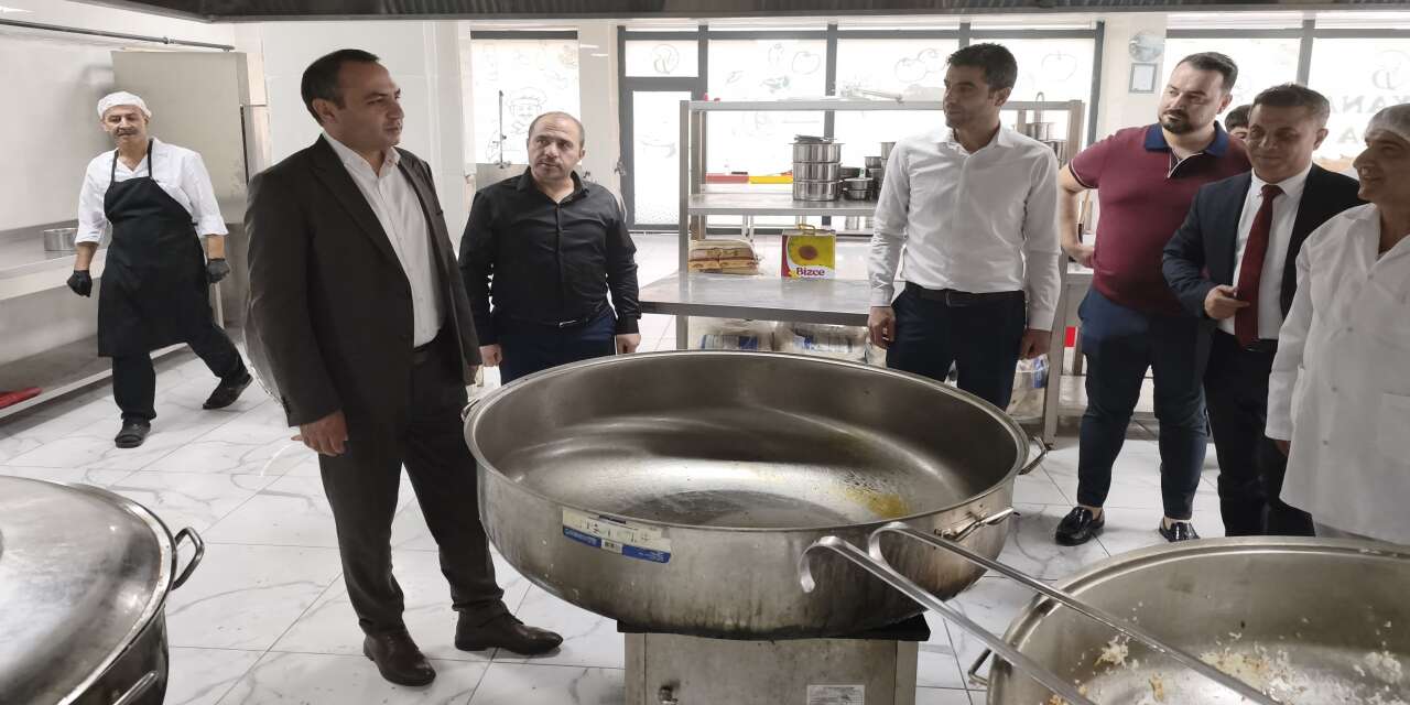 sirnak-silopide-ihtiyac-sahiplerine-sicak-yemek-destegi