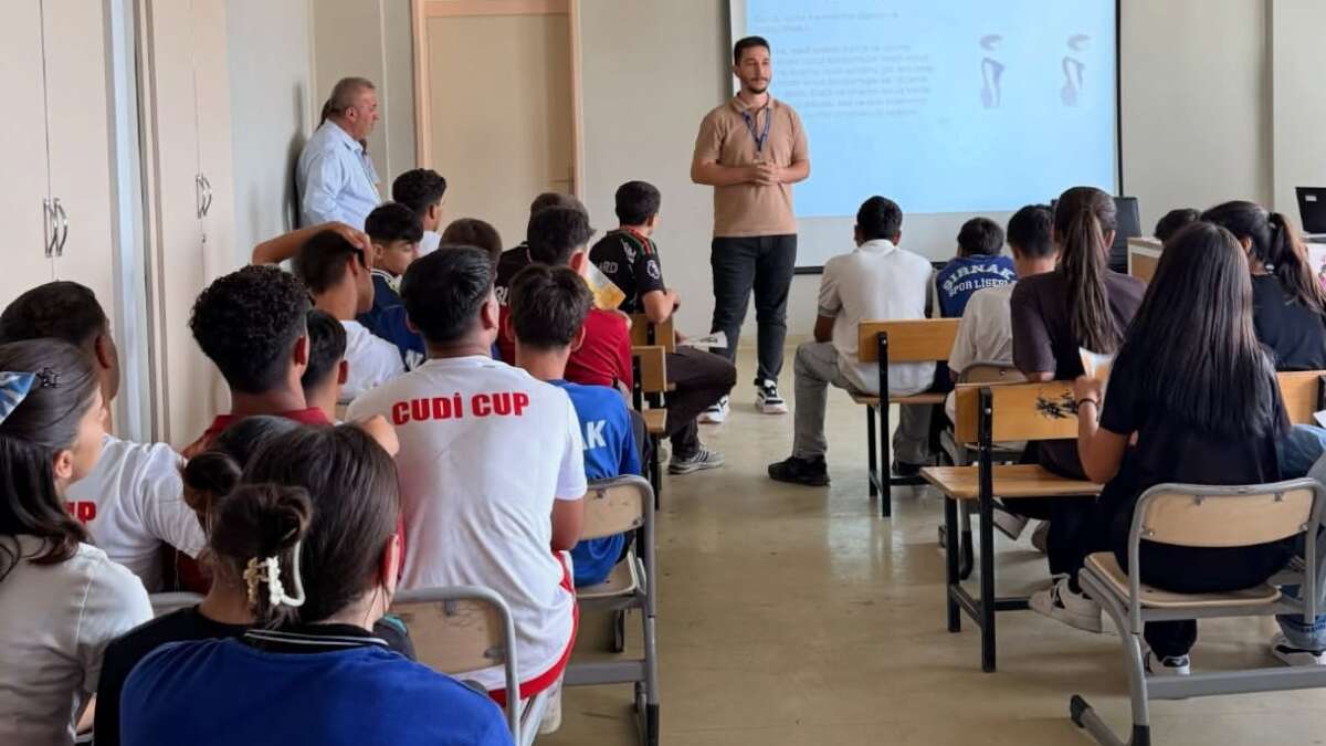 sirnak-merkez-saglikli-hayat-merkezi-sirnak-spor-lisesi-ogrencilerine-yonelik-genc-akademisi-programi-kapsaminda-7-farkli-baslikta-saglik-egitimi-verdi