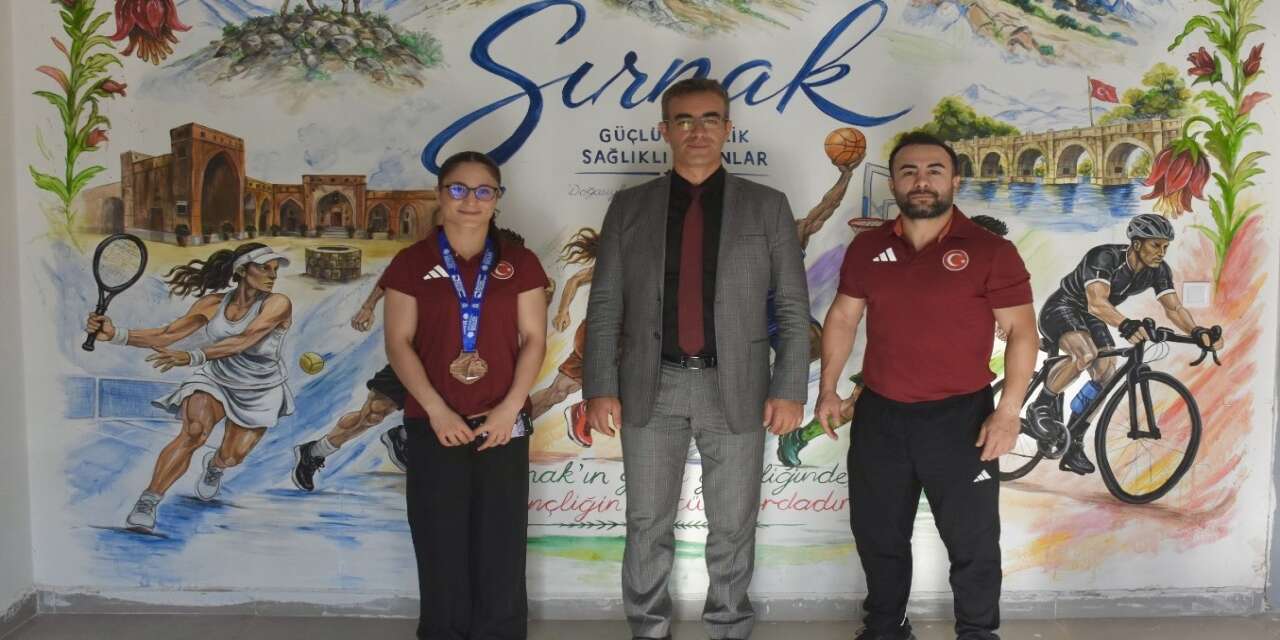 sirnakli-milli-boksor-nurselen-yalgettekine-coskulu-karsilama