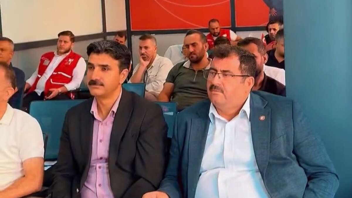 cizrede-kizilay-afet-yonetimine-giris-egitimi-sirnak-hakkari-ve-batman-ekipleri-katildi