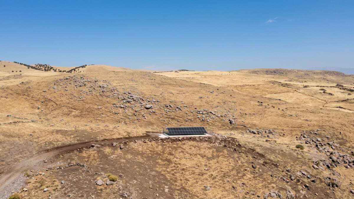 idilin-ozen-koyunde-su-gunesle-akacak-il-ozel-idaresinden-ges-hamlesi
