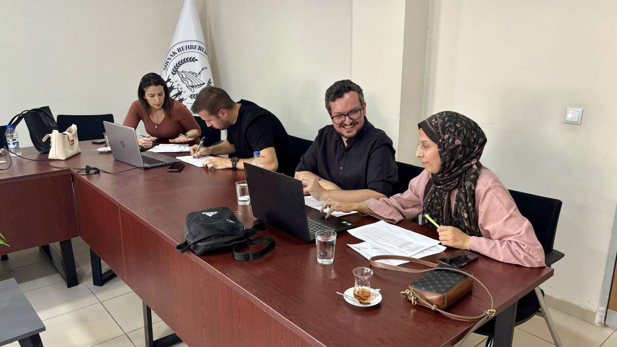 sirnak-ram-mutlu-baslangiclar-projesi-kapsaminda-cumhuriyet-ve-balveren-anaokullarini-ziyaret-etti-cocuklara-drama-ve-oyunlarla-duygular-anlatildi-sinir-koyma-calismalari-tamamlandi