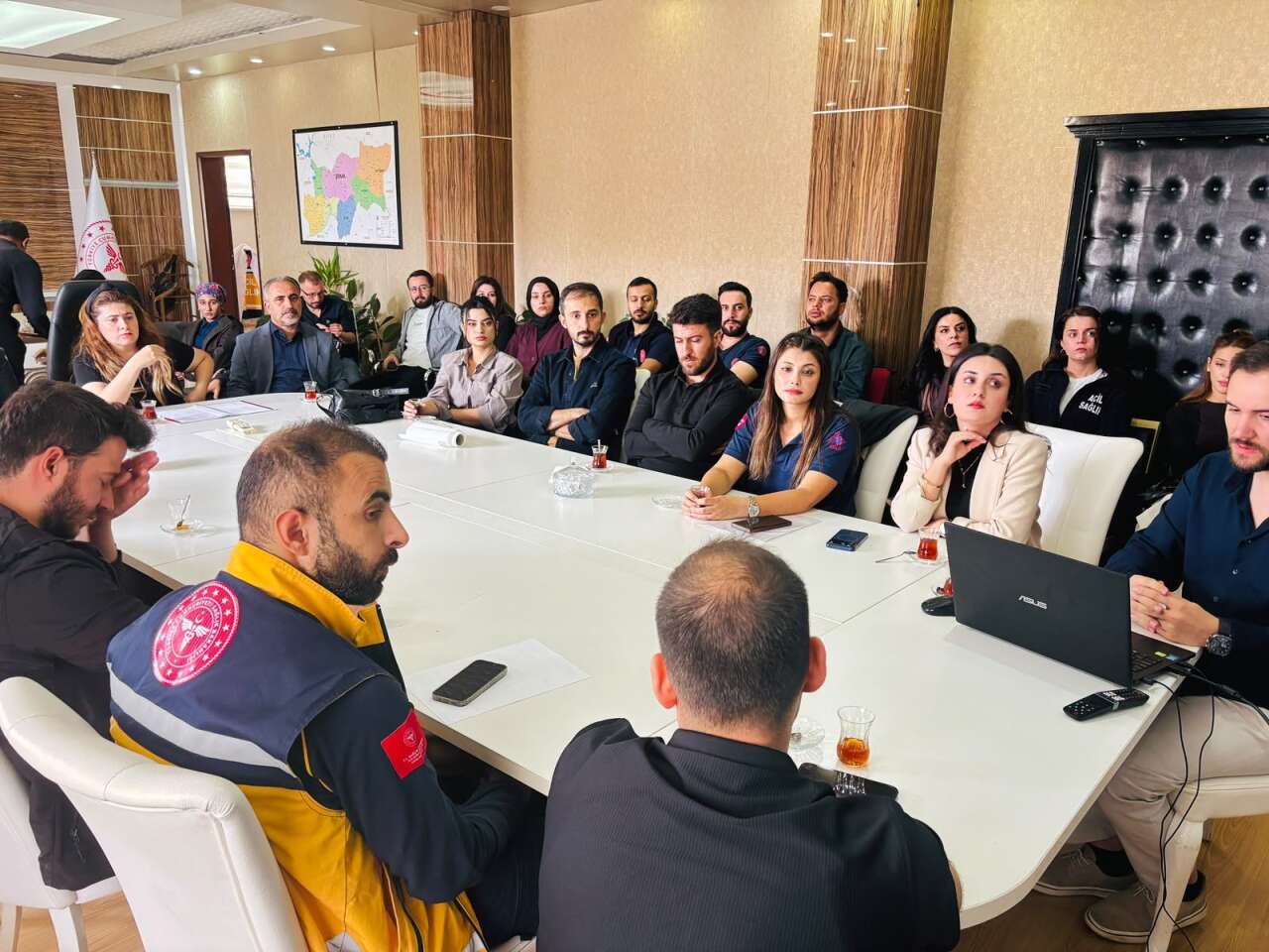 sirnakta-acil-saglik-hizmetleri-masaya-yatirildi-2