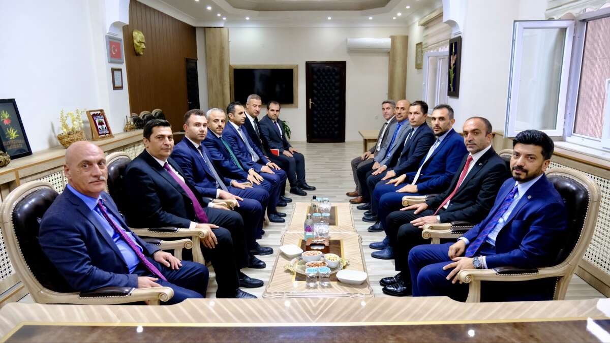 milli-egitim-bakanligi-hayat-boyu-ogrenme-genel-muduru-dr-emre-topoglu-sirnakta-bir-dizi-temas-ve-inceleme-programi-gerceklestirdi