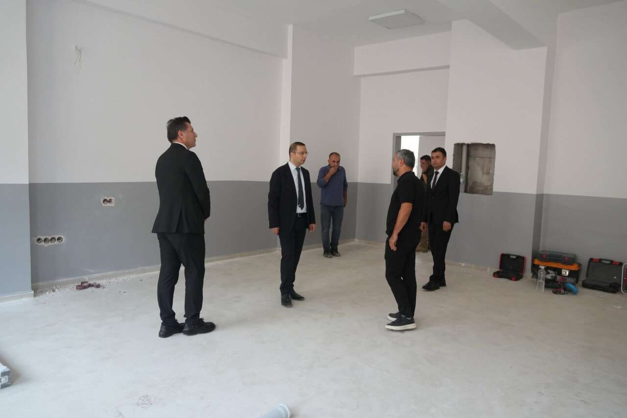 cizre-kaymakami-baycardan-egitim-yatirimlarina-yerinde-inceleme-3