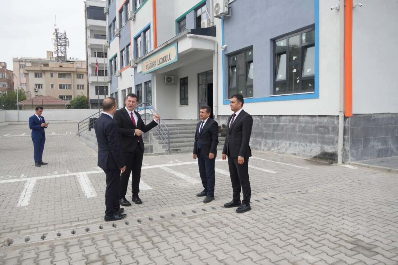 cizre-kaymakami-baycardan-egitim-yatirimlarina-yerinde-inceleme-5