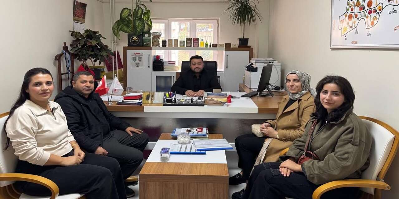 sirnakta-kadina-siddetle-mucadele-seferberligi-il-tarim-mudurlugunde-farkindalik-calismasi