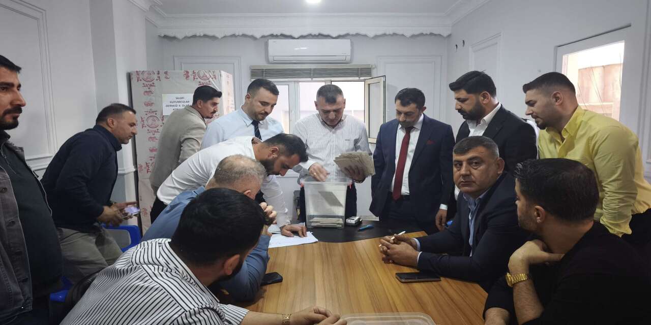 silopi-kuyumcular-derneginde-secim-tamamlandi-sandiktan-servet-oktar-cikti