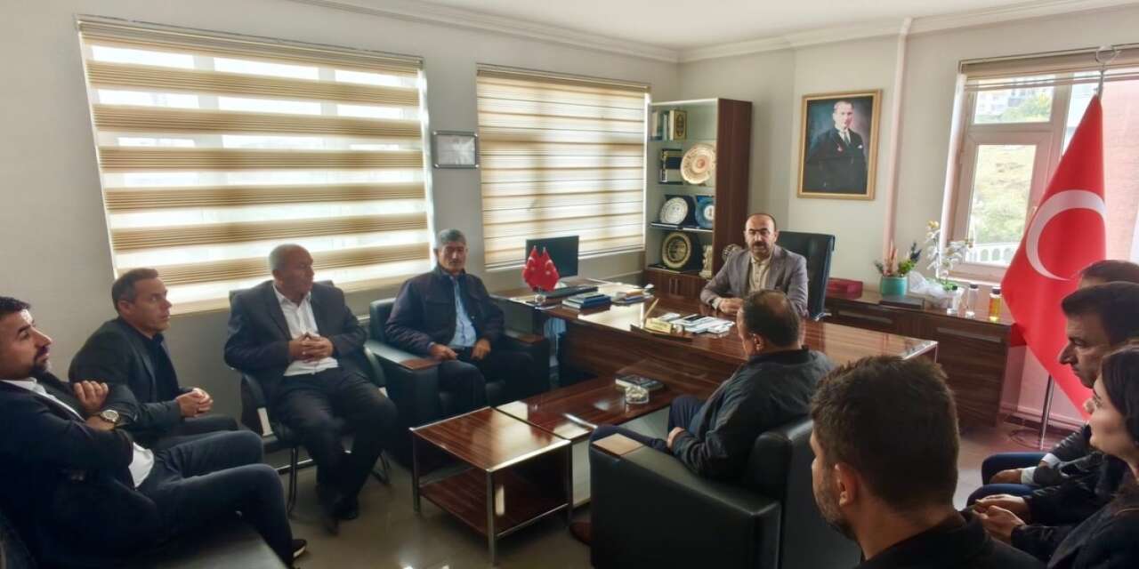 besta-dereler-yardimlasma-dernegi-esnaf-ve-sanatkarlar-odasini-ziyaret-etti